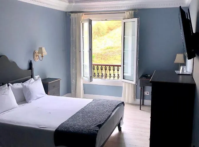 Fonte Do Fraile 3* Malpica